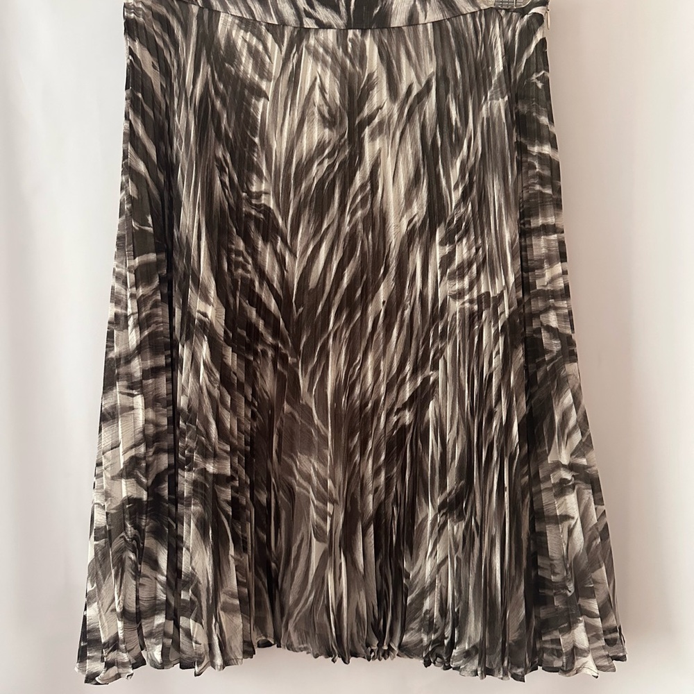 Talbots Black and White A-Line Pleated Skirt